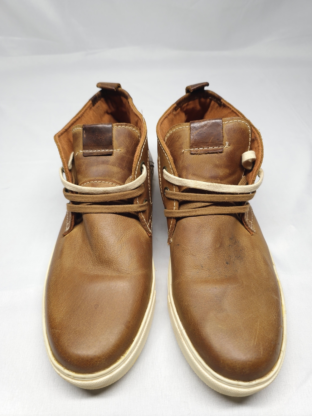 Steve Madden Tan Brown Leather Chukka Boots